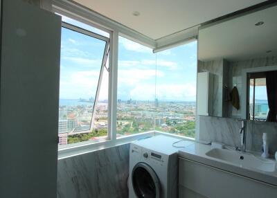 Condo Sea View Jomtien Pattaya.  2 Bedrooms