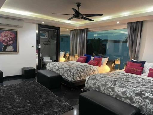 Luxury Pool Villa on Jomtien Beach, Pattaya  8 bedrooms   Usable area 600 sq.m. Land 109 sq.wa.