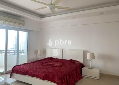 Star Beach 2 bed Condo For sale in Pratumnak