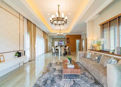 Dusit Pattaya Hill  Good Quality and beautiful house, near tourist attraction ready to move in