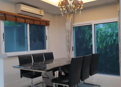 Beautiful 2 Storey  house Pattaya fully furnished