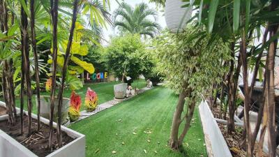 For rent and sale Nice garden and pool villa Huai yai Pattaya