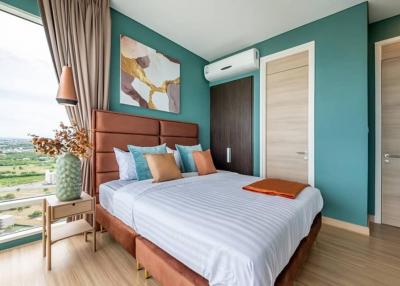 Luxury DUPLEX CONDO Close Jomtien Beach Pattaya for rent and sale Corner unit