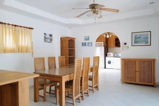 
                        House pool Villa  The best location with high securi...