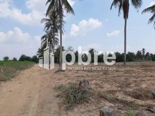 Land for sale in Huay Yai