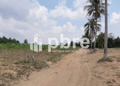 Land for sale in Huay Yai