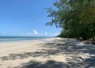 10 rai Land for sale close to the beach Trat