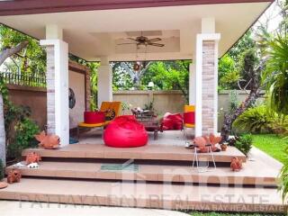 Jomtien Park Village Pool Villa For Sale