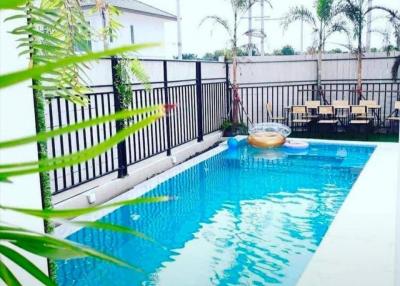 Pool villa  5 bed 5 bath fully furnished  Chaiyapruek 2  Pattaya