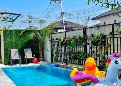 Pool villa  5 bed 5 bath fully furnished  Chaiyapruek 2  Pattaya