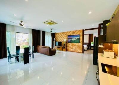 Discount From 7.5 To 6.7M Villa at Huaiyai for sale