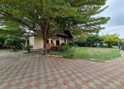 3 house in 1 Land Chaiyapruk 2 Pattaya