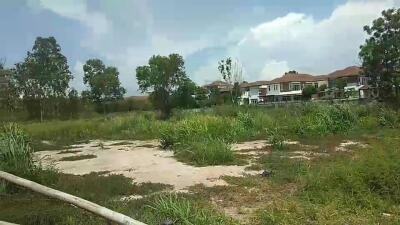 Land for sale on the beach, private beach, Bangsaen