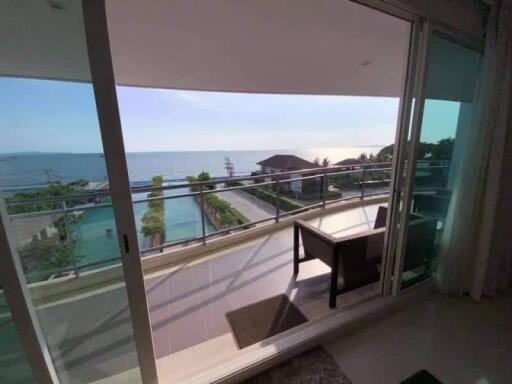Reflection Beachfront Luxury Condo in Jomtien Pattaya