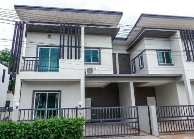 Brand New House 2Storey Soi Siam Country Club Pattaya