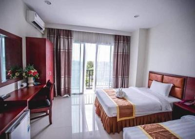 Discount From 350.M To 320.M 4 star Hotel for sale, 156 rooms, 2 buildings, Pattaya City.