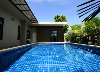 Grand Valley Pattaya Type C  single storey pool house