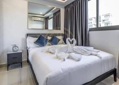 Gold Promotion for "One Bedroom " get free gold 5 baht.Arcadia Beach Continental Pattaya