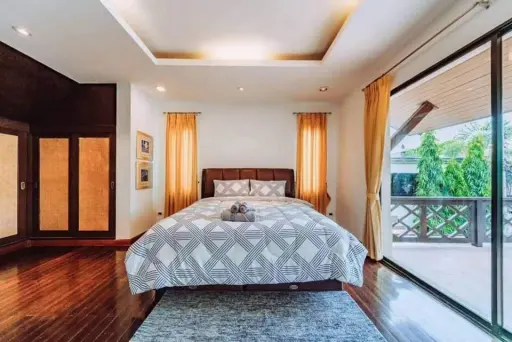 
                        Pool villa in town of Pattaya for sale Fully furnish...