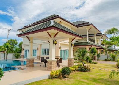 Baan Pool Villa 2 Storey Pattaya Very luxury house