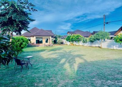 House for sale Bangsaray  pool and large lawn 3bed 2 baths