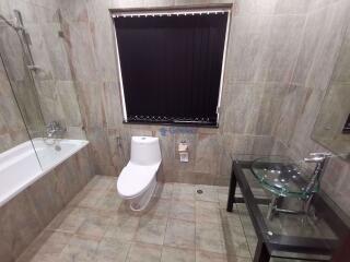 3 Bedrooms House in Jomtien Park Villas Jomtien H009286