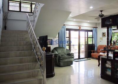 4 Bedrooms House in Eakmongkol 4 East Pattaya H006277