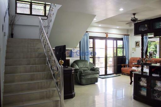 4 Bedrooms House in Eakmongkol 4 East Pattaya H006277