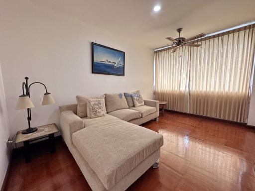 3 Bedrooms House in Chateau Dale Residence East Pattaya H002317