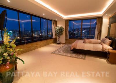 Thepthip Mansion Condominium for Sale