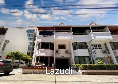 3 Storey 5 Bedroom Townhouse : Baan Suksamran