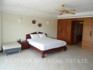 Large Unit in View Talay Residence 6 For Sale