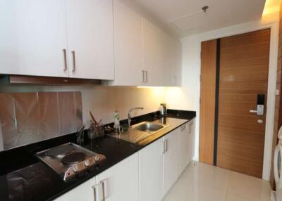 2 Bedroom condo to rent : The Shine Condominium