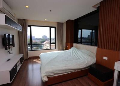 2 Bedroom condo to rent : The Shine Condominium