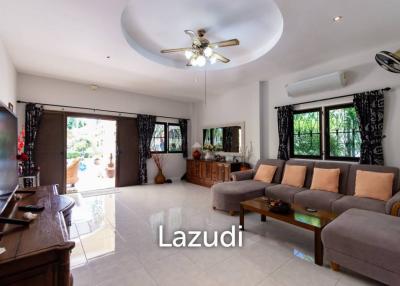 SUNSHINE MOUNTAIN 1 : Great value 3 bed pool villa