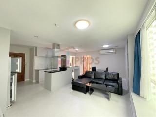 Condo 2 bedrooms for rent or sale, newly renovated, corner unit, with a view of the GMM building.