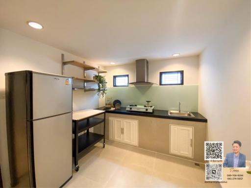 Sell a newly renovated townhouse with a tenant near BTS Bang Chak on Sukhumvit Road