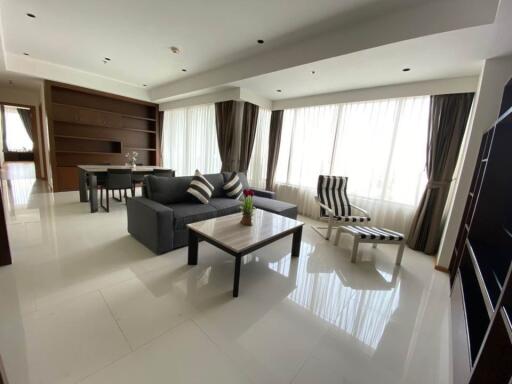 For RENT : The Emporio Place / 2 Bedroom / 2 Bathrooms / 108 sqm / 75000 THB [10887747]