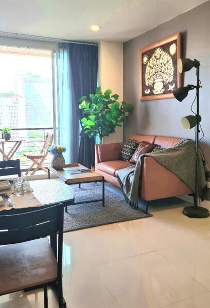 59 Sqm., 2 Beds, 1 Bath Condo listed for ฿ 7,150,000.