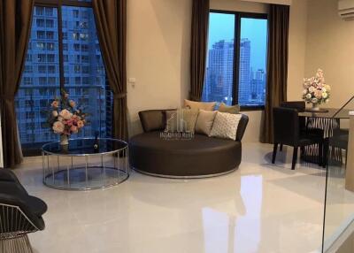 For Rent 1 Bed 2 Bath Duplex Condo Villa Asoke 200m from MRT Phetchaburi