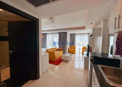 Studio Condo in Avenue Residence Central Pattaya C010886