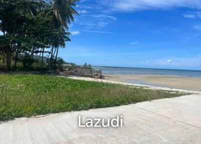 Hot Priced Beachfront Land in Southeast Samui