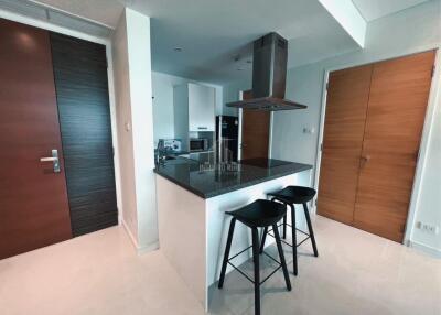 Pet Friendly  For Rent 2 Bed 2 Bath Condo Fullerton Sukhumvit