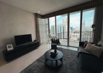 Pet Friendly  For Rent 2 Bed 2 Bath Condo Fullerton Sukhumvit