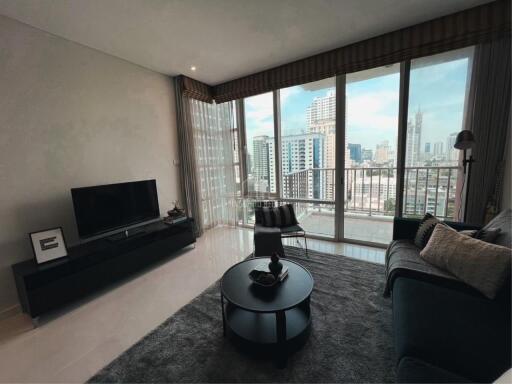 Pet Friendly  For Rent 2 Bed 2 Bath Condo Fullerton Sukhumvit