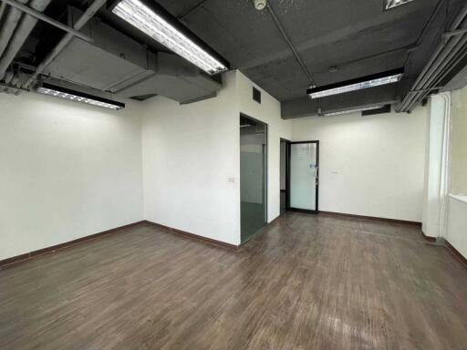 For Rent Bangkok Office Phayathai BTS Ratchathewi Ratchathewi