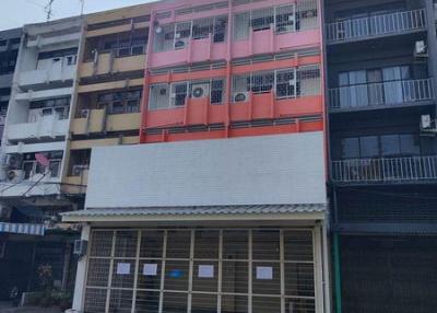 For Rent Bangkok Shophouse Chan Kao BTS Surasak Yan Nawa