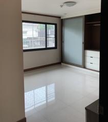 For Rent Bangkok Home Office Sukhumvit BTS Phra Khanong Watthana