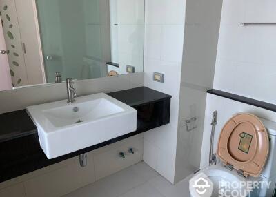 1-BR Condo at Ideo Blucove Sathorn near BTS Wongwian Yai