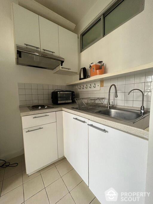 1-BR Condo at Condo One X Sukhumvit 26 near BTS Phrom Phong